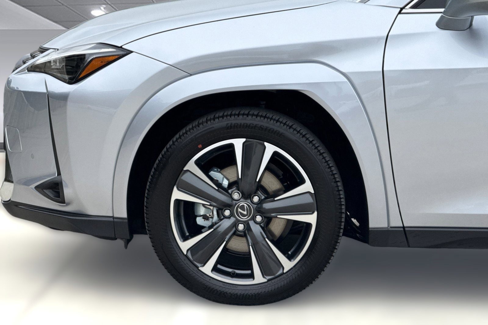 New 2026 Lexus UX 300h FWD image 12