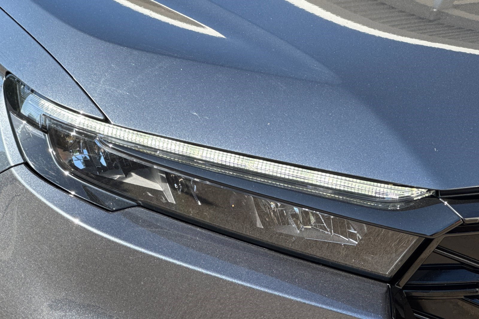 Certified 2025 Honda CR-V Sport Touring image 12