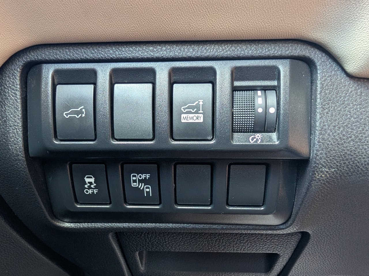 Used 2019 Subaru Ascent Limited image 26