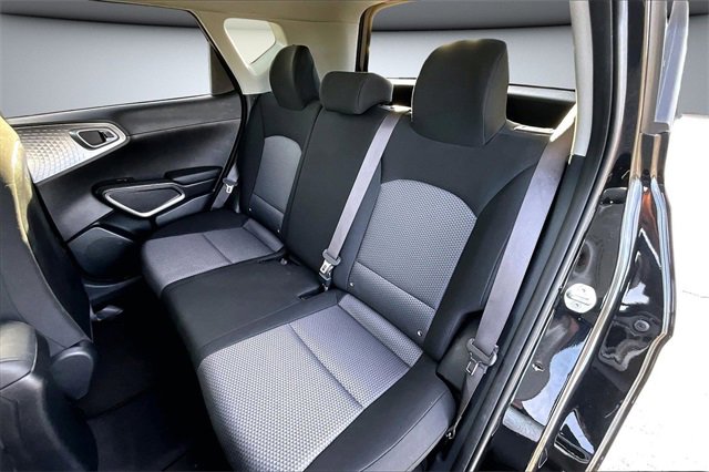 Used 2024 Kia Soul LX w/ Option Group 015 image 21