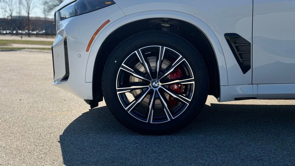 New 2026 BMW X5 xDrive40i image 2
