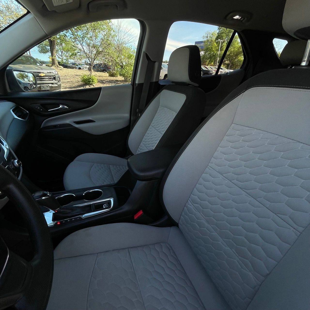 Used 2021 Chevrolet Equinox LS w/ LS Convenience Package image 21