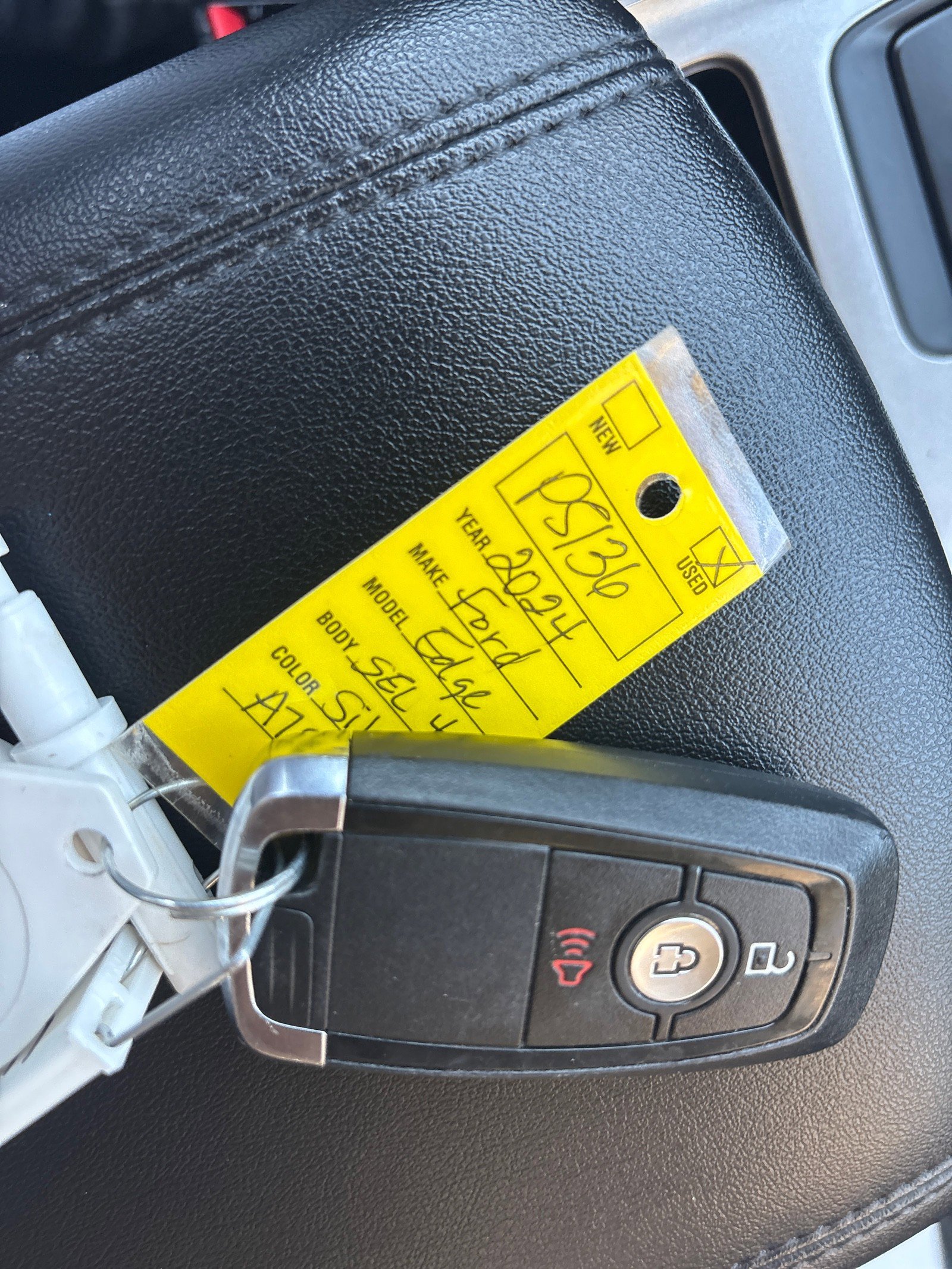 Used 2024 Ford Edge SEL image 22