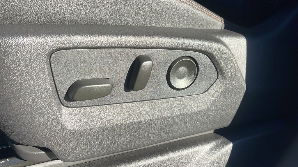 New 2026 GMC Sierra 3500 AT4 w/ AT4 Premium Plus Package image 11