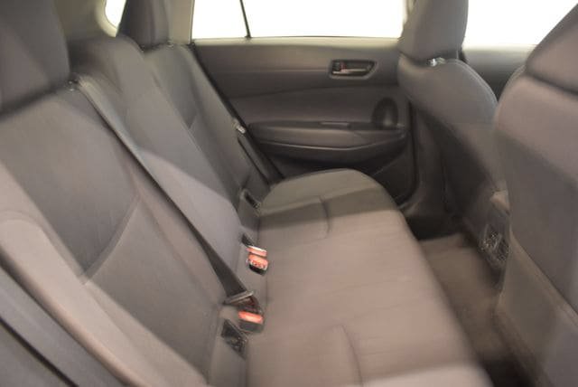 Used 2024 Toyota Corolla Cross LE AWD/4WD image 17