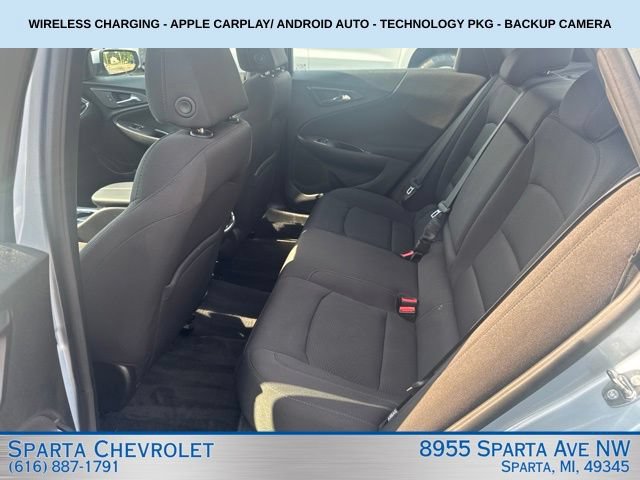 Used 2017 Chevrolet Malibu LT FWD image 22