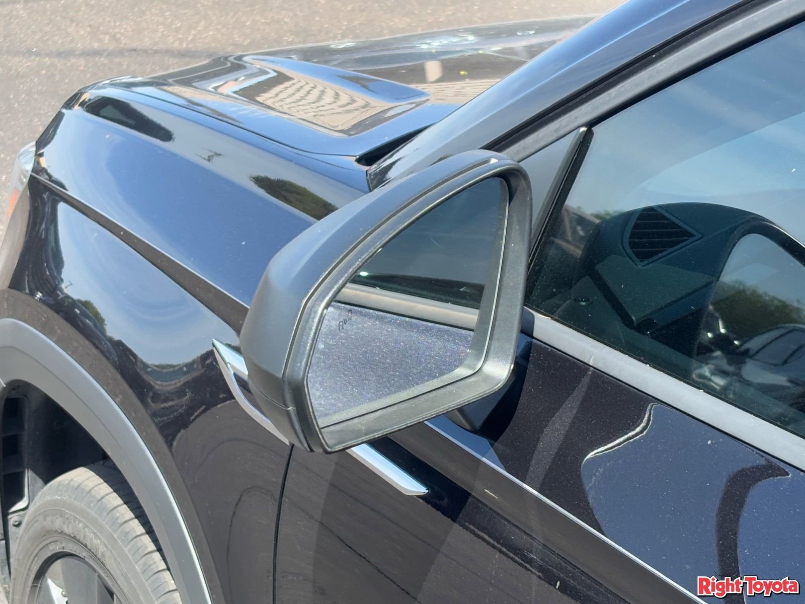 Used 2023 Volkswagen Taos S w/ IQ Drive S Package image 9