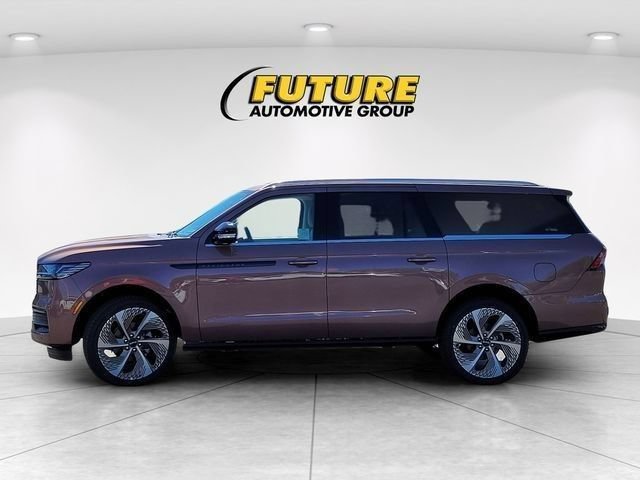 New 2026 Lincoln Navigator L Black Label AWD/4WD image 32