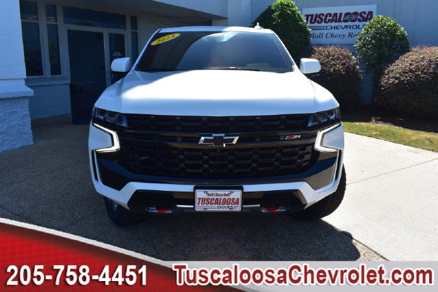 Certified 2024 Chevrolet Tahoe Z71 w/ Luxury Package AWD/4WD image 4