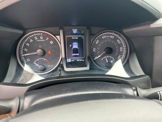 Used 2021 Toyota Tacoma TRD Off-Road image 14