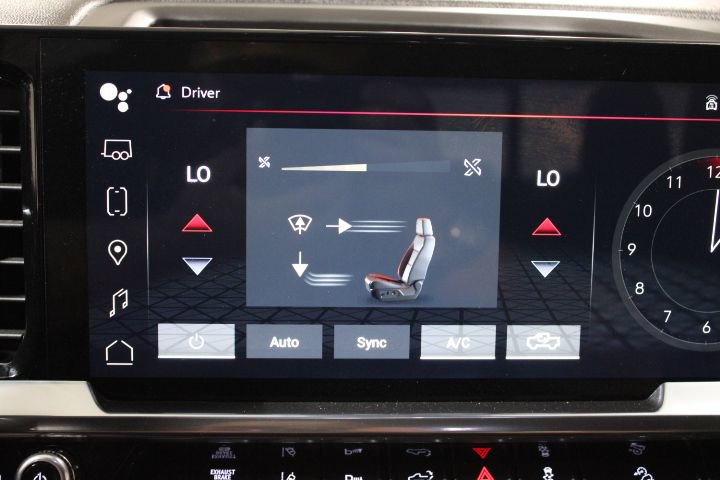 Used 2024 GMC Sierra 2500 SLT w/ SLT Convenience Package image 31