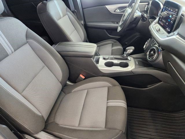 Certified 2025 Chevrolet Blazer LT w/ Convenience Package AWD/4WD image 15