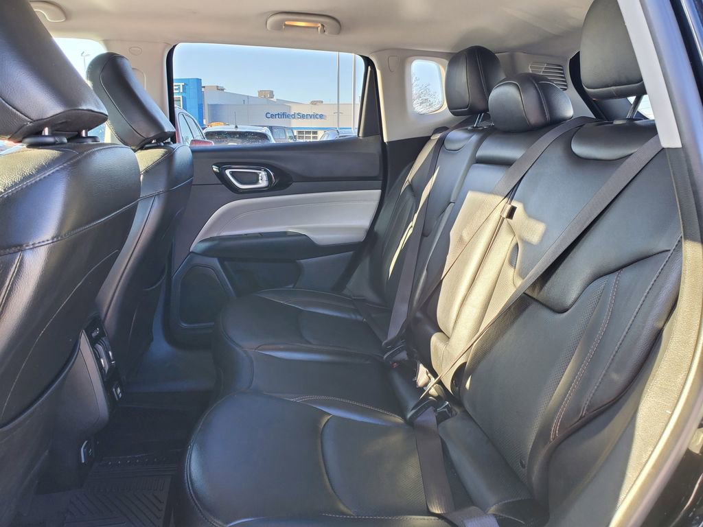 Used 2022 Jeep Compass Limited image 27