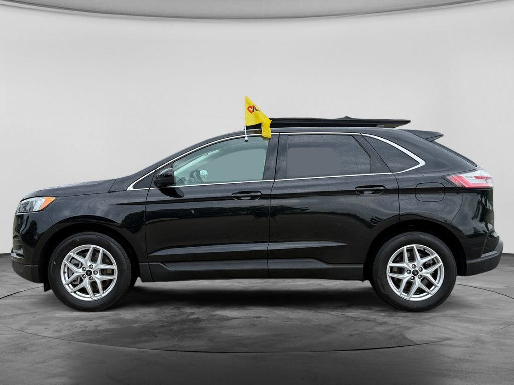 Used 2024 Ford Edge SEL AWD/4WD image 5