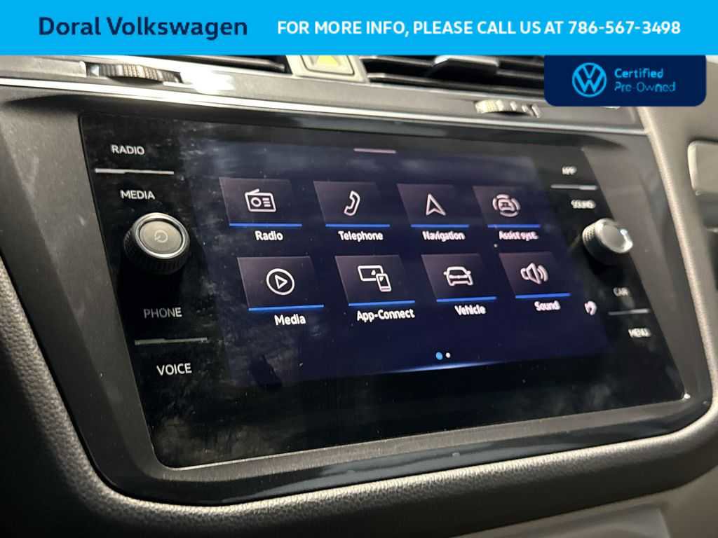 Used 2022 Volkswagen Tiguan SE R-Line FWD image 18