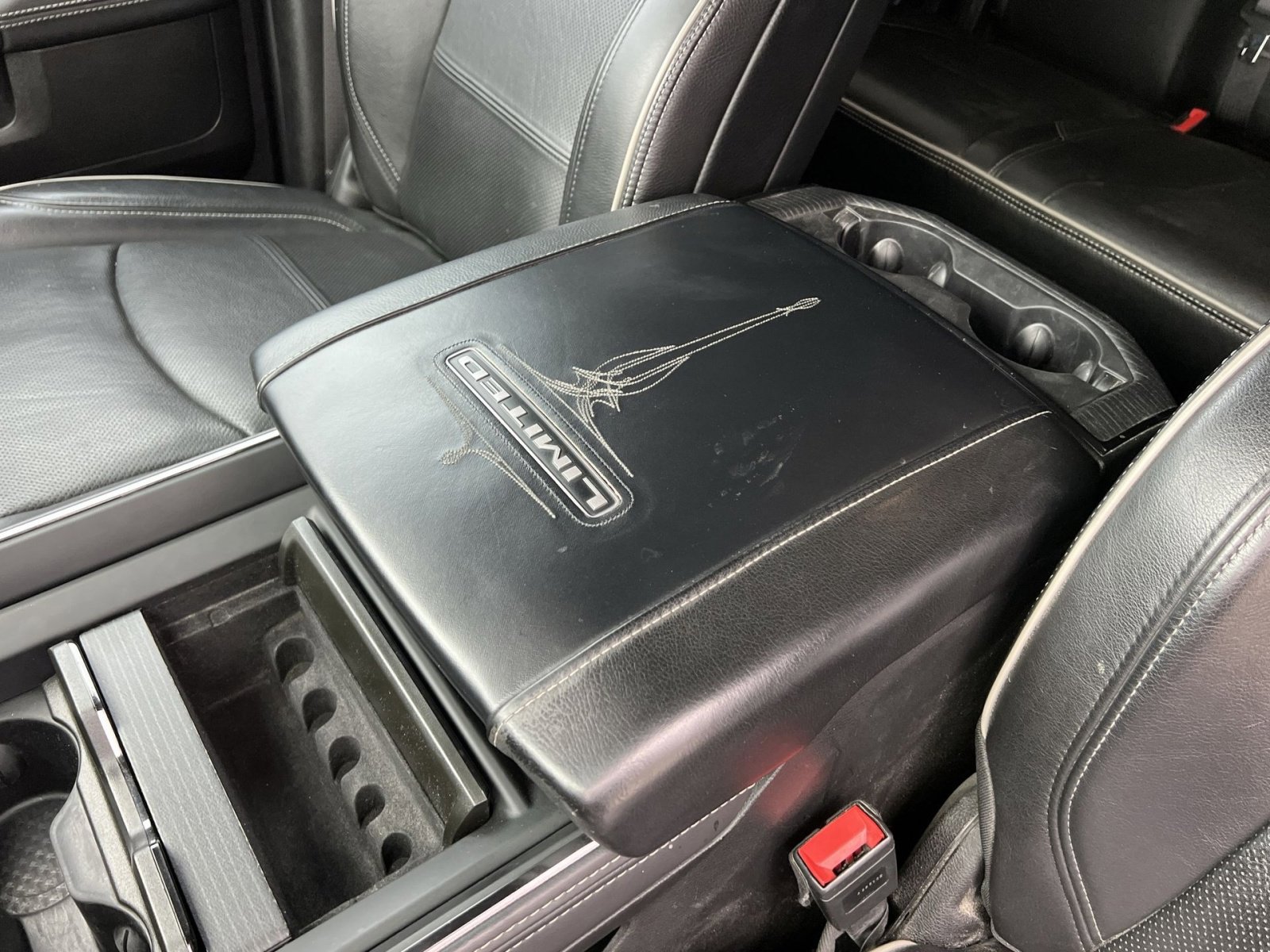 Used 2022 RAM 2500 Limited image 29