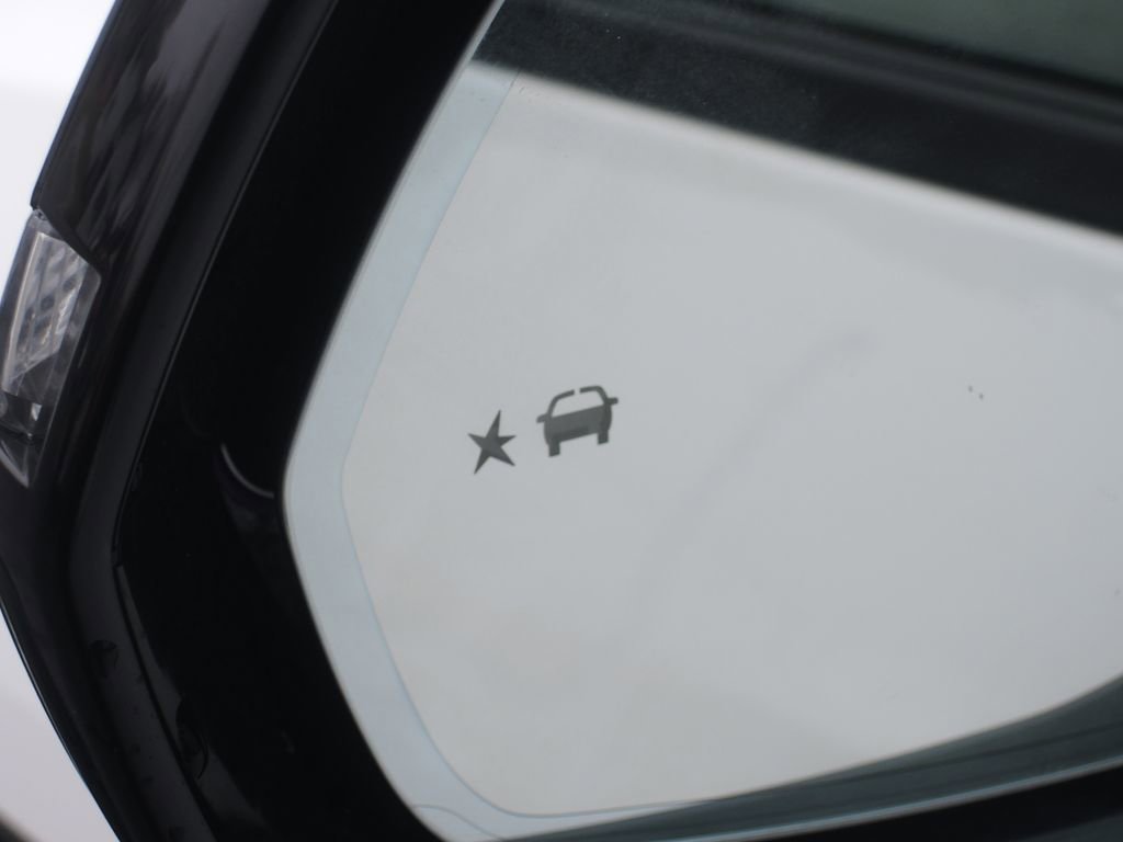 New 2026 Chevrolet Blazer LT w/ Midnight/Sport Edition image 24