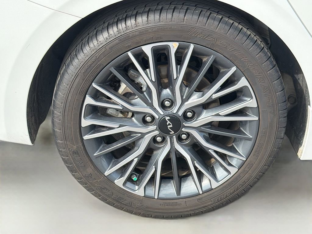 Used 2023 Kia Forte GT-Line w/ GT-Line Premium Package image 33