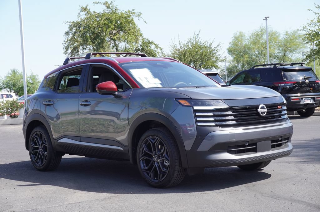 Certified 2025 Nissan Kicks SR w/ Illumination Package FWD image 4