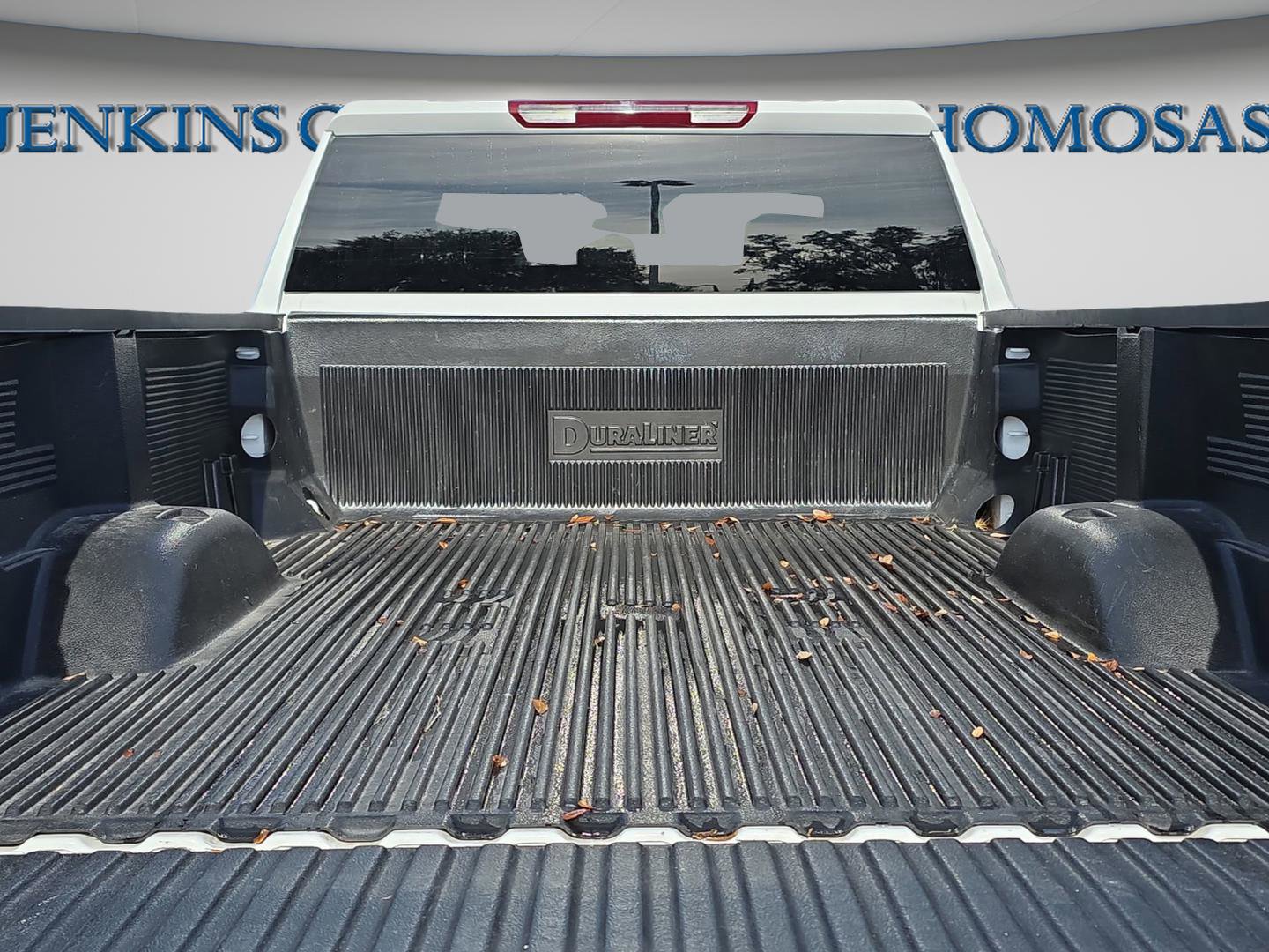 Used 2025 Chevrolet Silverado 2500 LT w/ Convenience Package AWD/4WD image 8