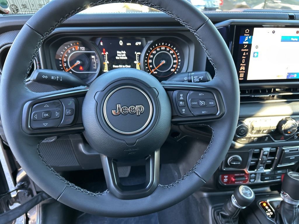 New 2025 Jeep Gladiator Rubicon image 21