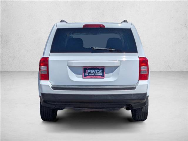 Used 2014 Jeep Patriot Latitude FWD image 7