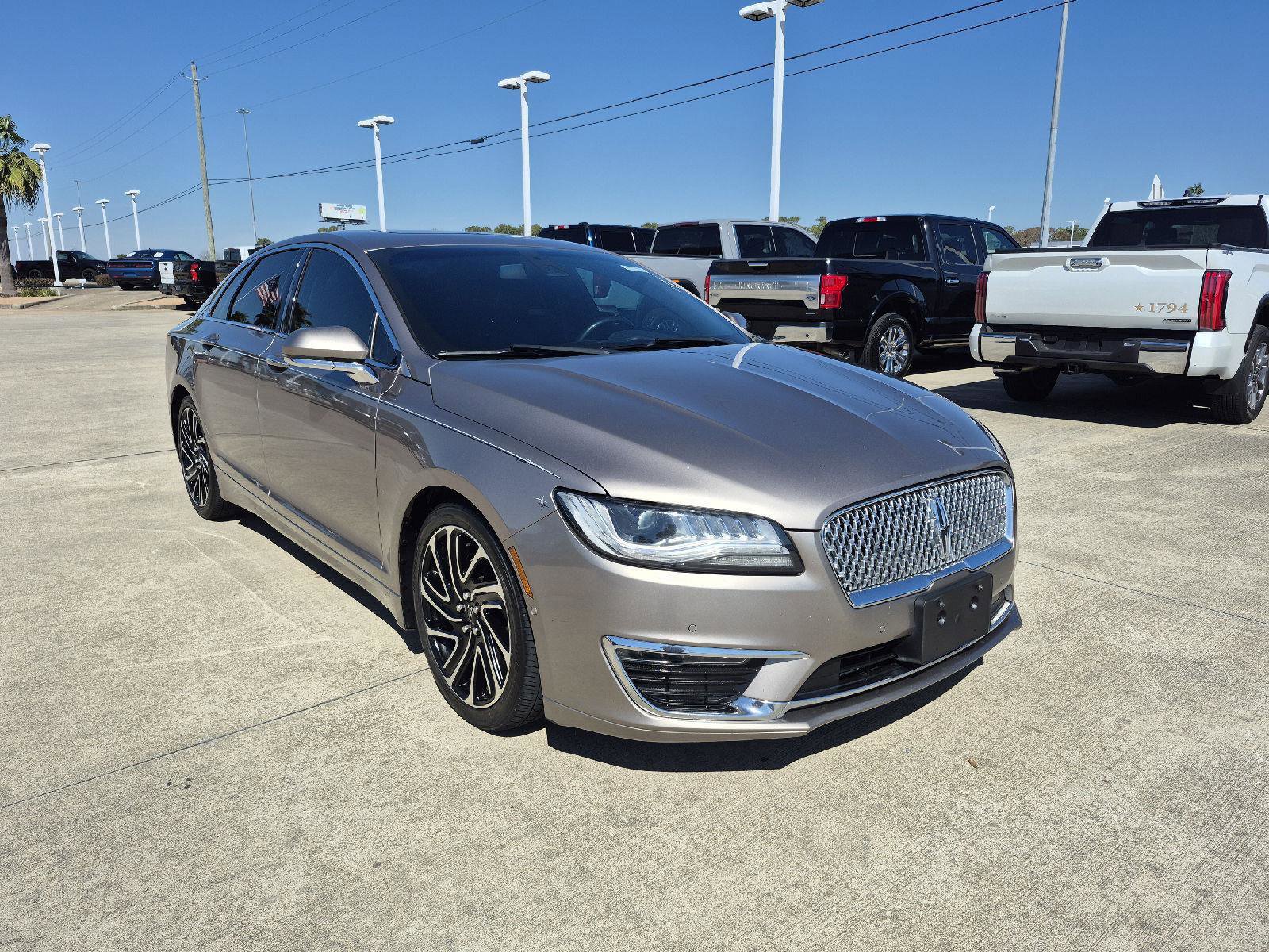 Used 2020 Lincoln MKZ Reserve w/ Elements Package image 4