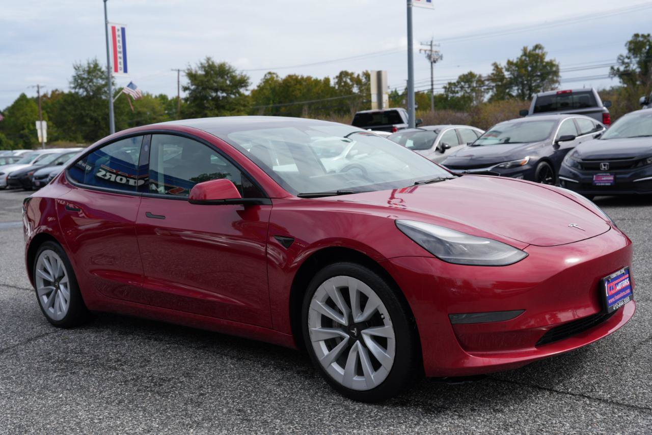 Used 2022 Tesla Model 3 Standard Range RWD image 3