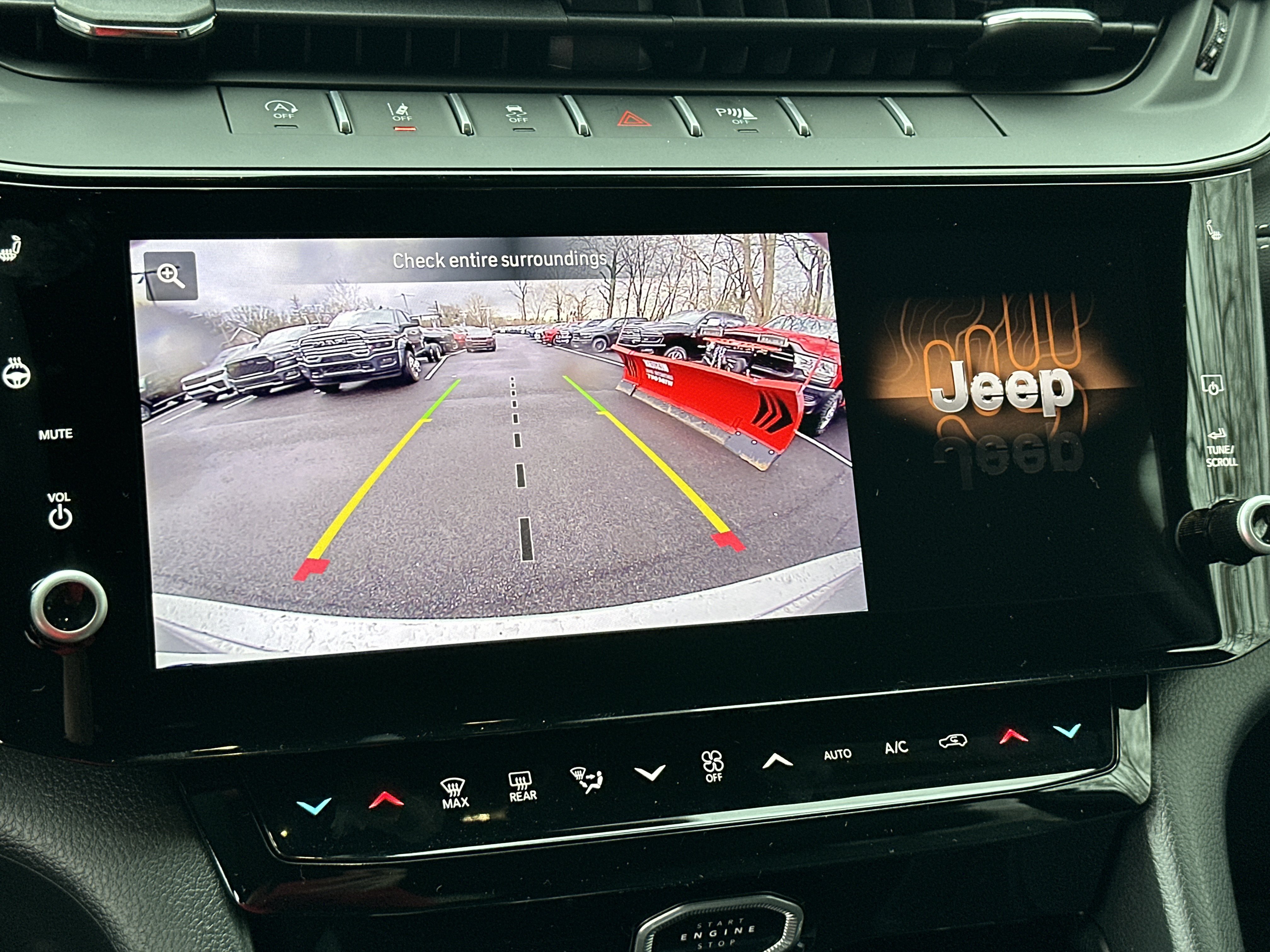 New 2026 Jeep Grand Cherokee Limited w/ Limited Altitude Package AWD/4WD image 8