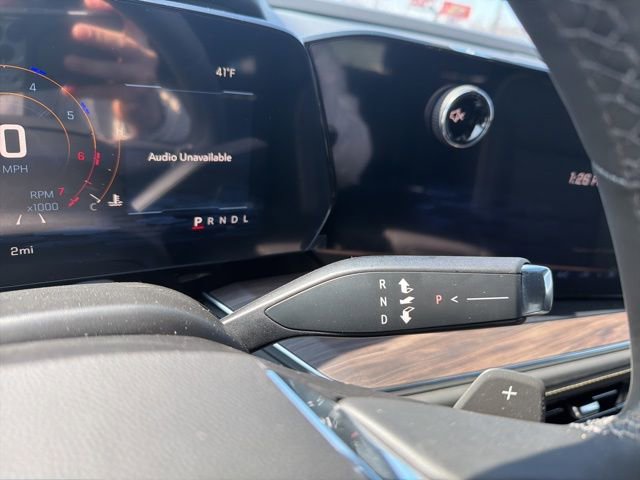 New 2026 Chevrolet Suburban Premier AWD/4WD image 23