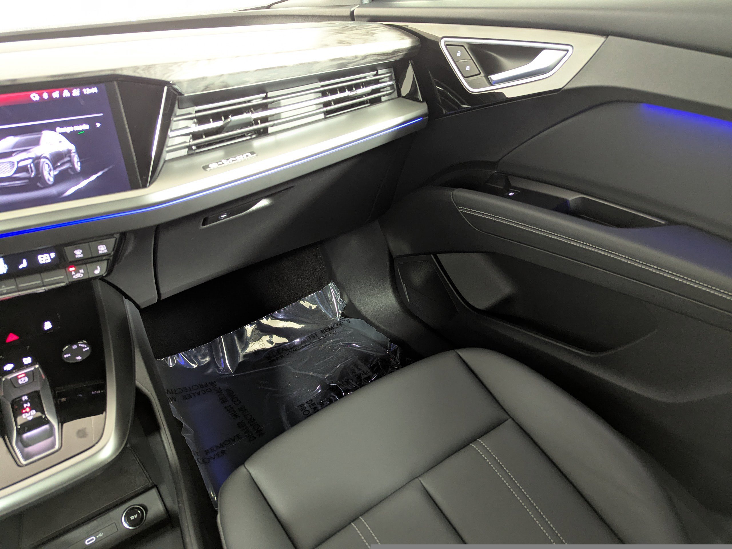 Certified 2024 Audi Q4 e-tron Premium Plus w/ Premium Plus image 12