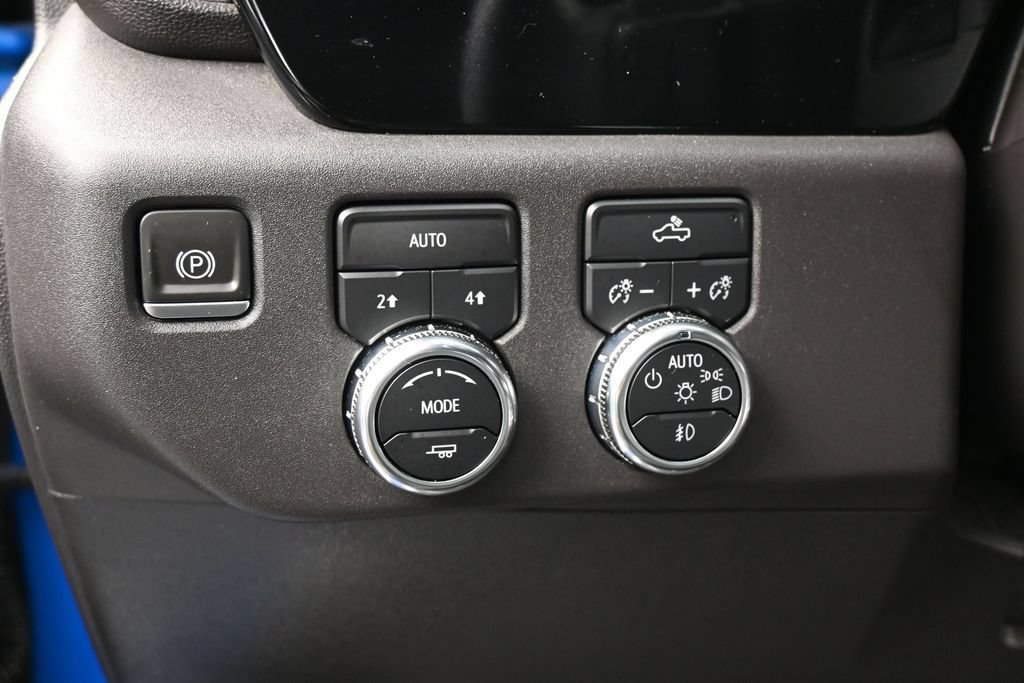 Used 2023 GMC Sierra 1500 Elevation w/ LPO, Elevation Black Package AWD/4WD image 14