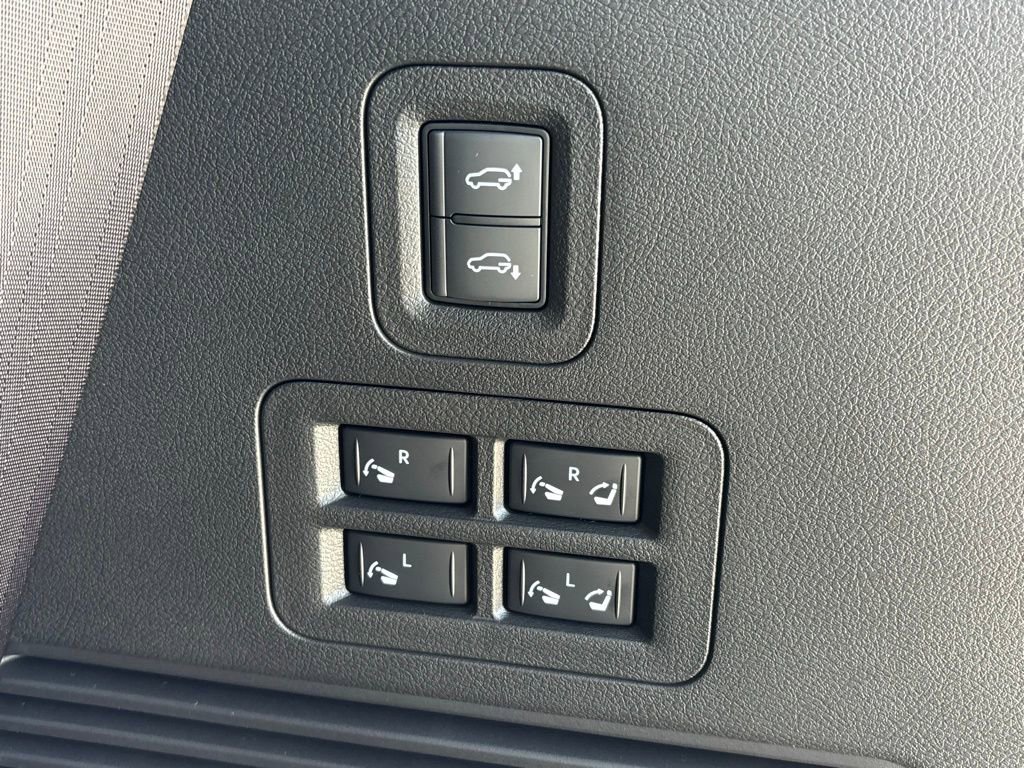 New 2025 Nissan Armada PRO-4X w/ Pro-4X Premium Package image 25