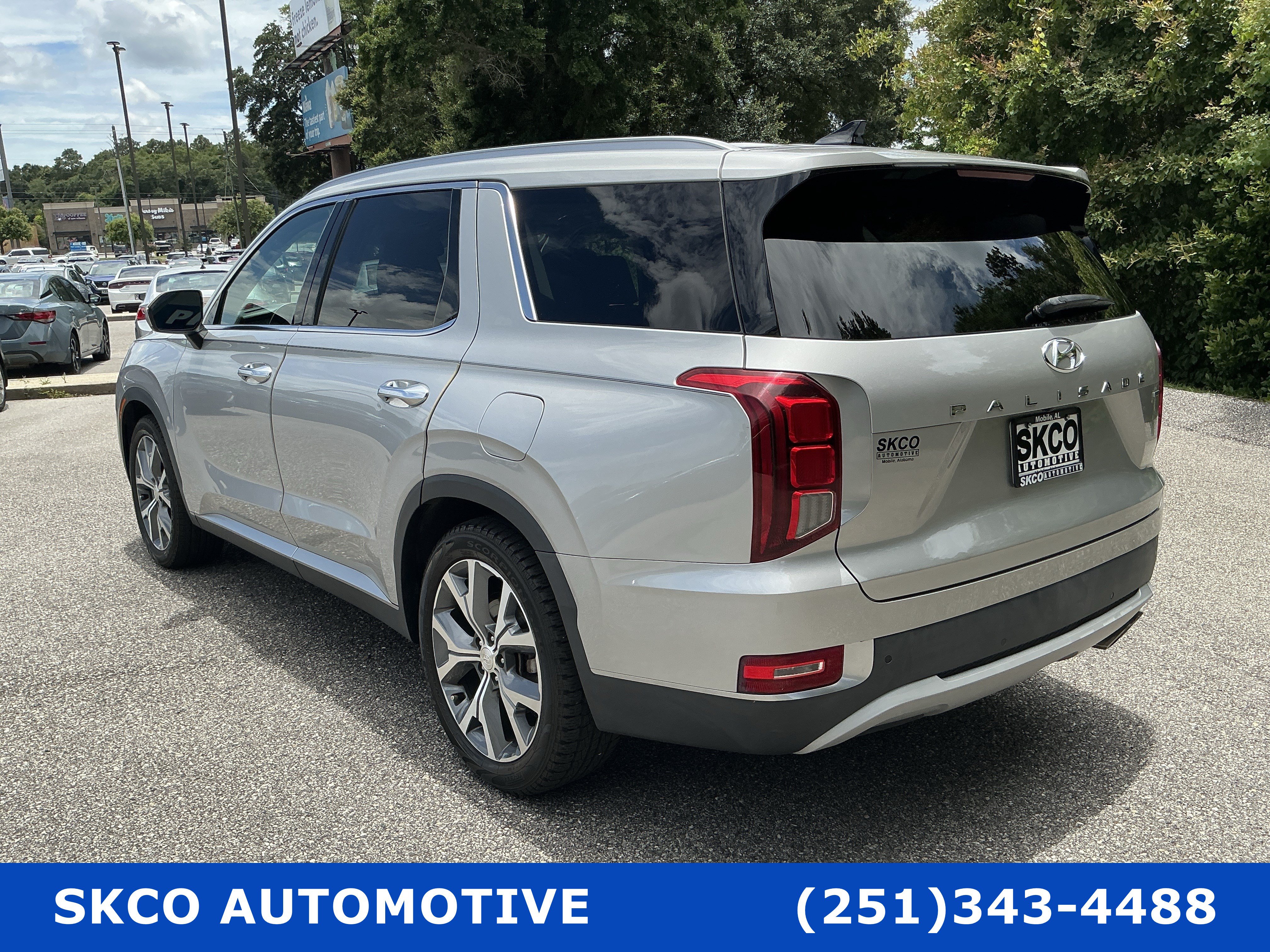 Used 2021 Hyundai Palisade SEL w/ Premium Package AWD/4WD image 3
