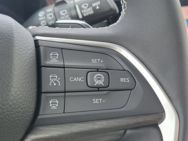 New 2026 Jeep Grand Cherokee L Limited w/ Limited Altitude Package AWD/4WD image 25