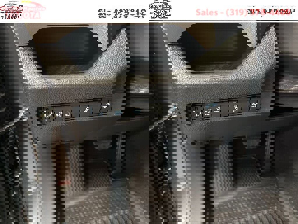 New 2025 Toyota RAV4 XLE Premium image 11