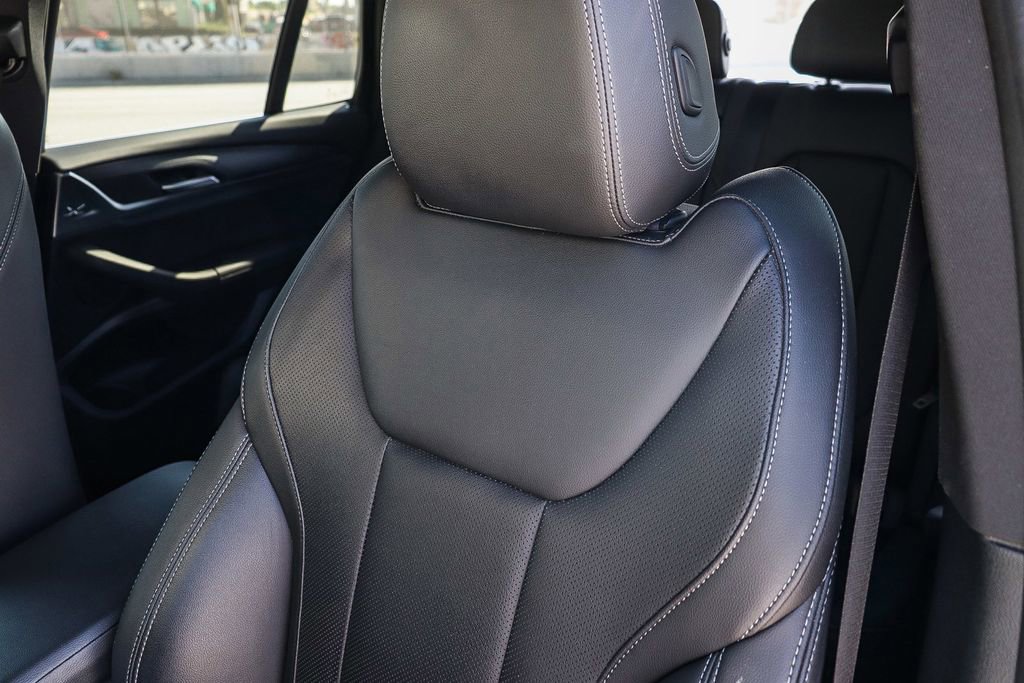 Used 2024 BMW X3 sDrive30i w/ Convenience Package RWD image 29