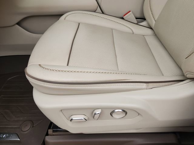 Used 2023 GMC Yukon Denali w/ LPO, Floor Liner Package AWD/4WD image 24