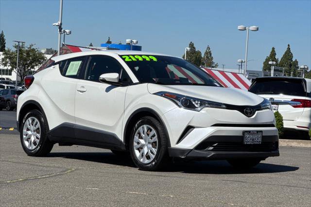 Certified 2019 Toyota C-HR LE image 5