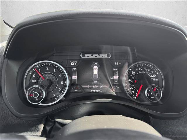 Used 2022 RAM 1500 Big Horn AWD/4WD image 12