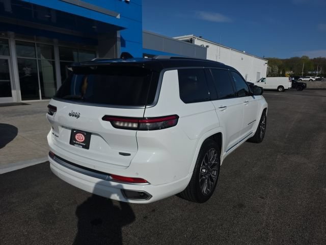 Used 2022 Jeep Grand Cherokee L Summit AWD/4WD image 7