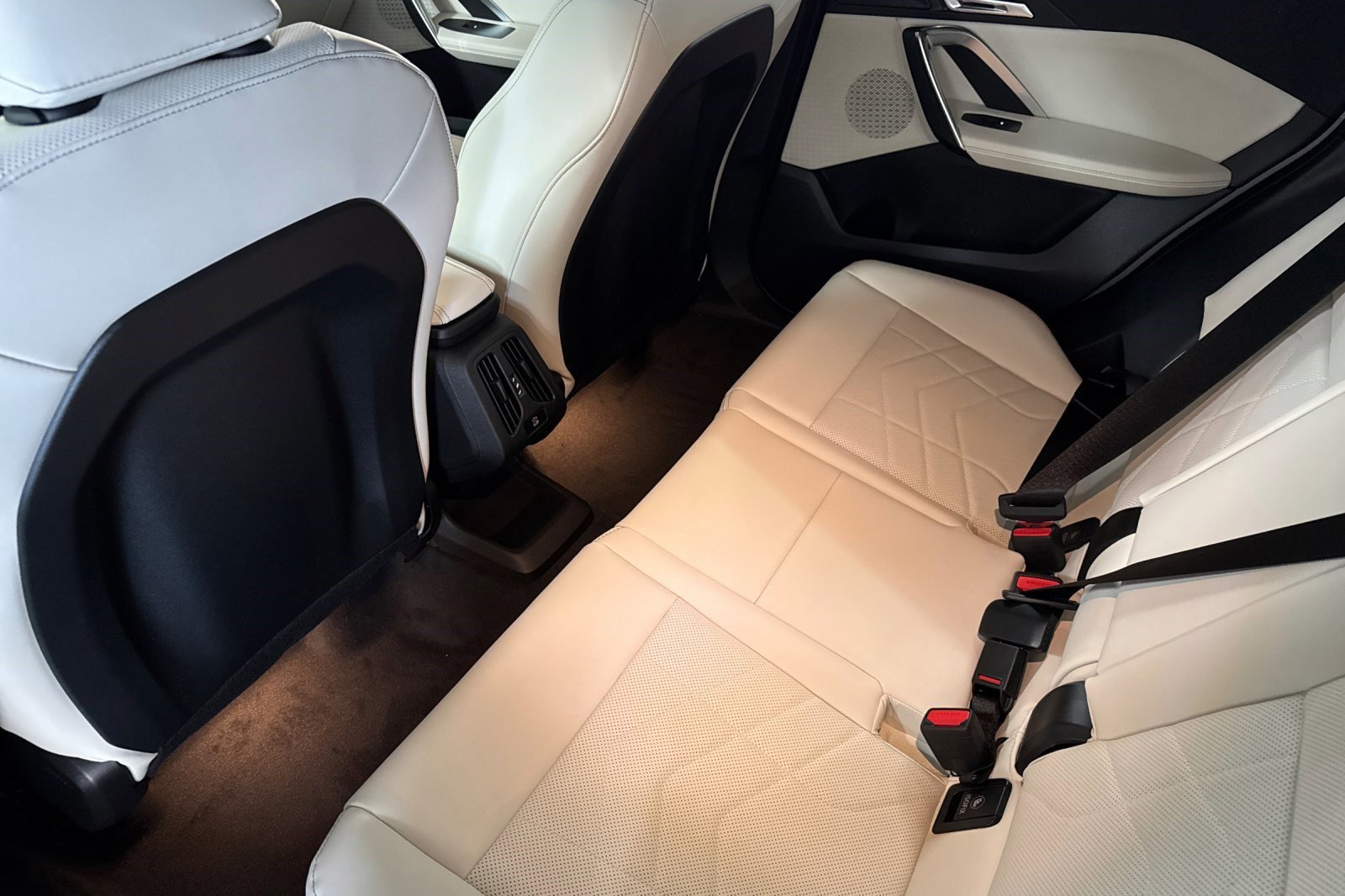 New 2026 BMW X1 xDrive28i w/ Convenience Package image 20