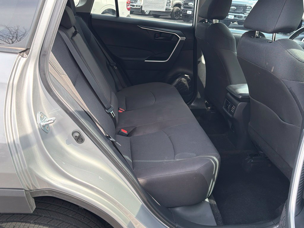 Used 2024 Toyota RAV4 LE FWD image 20