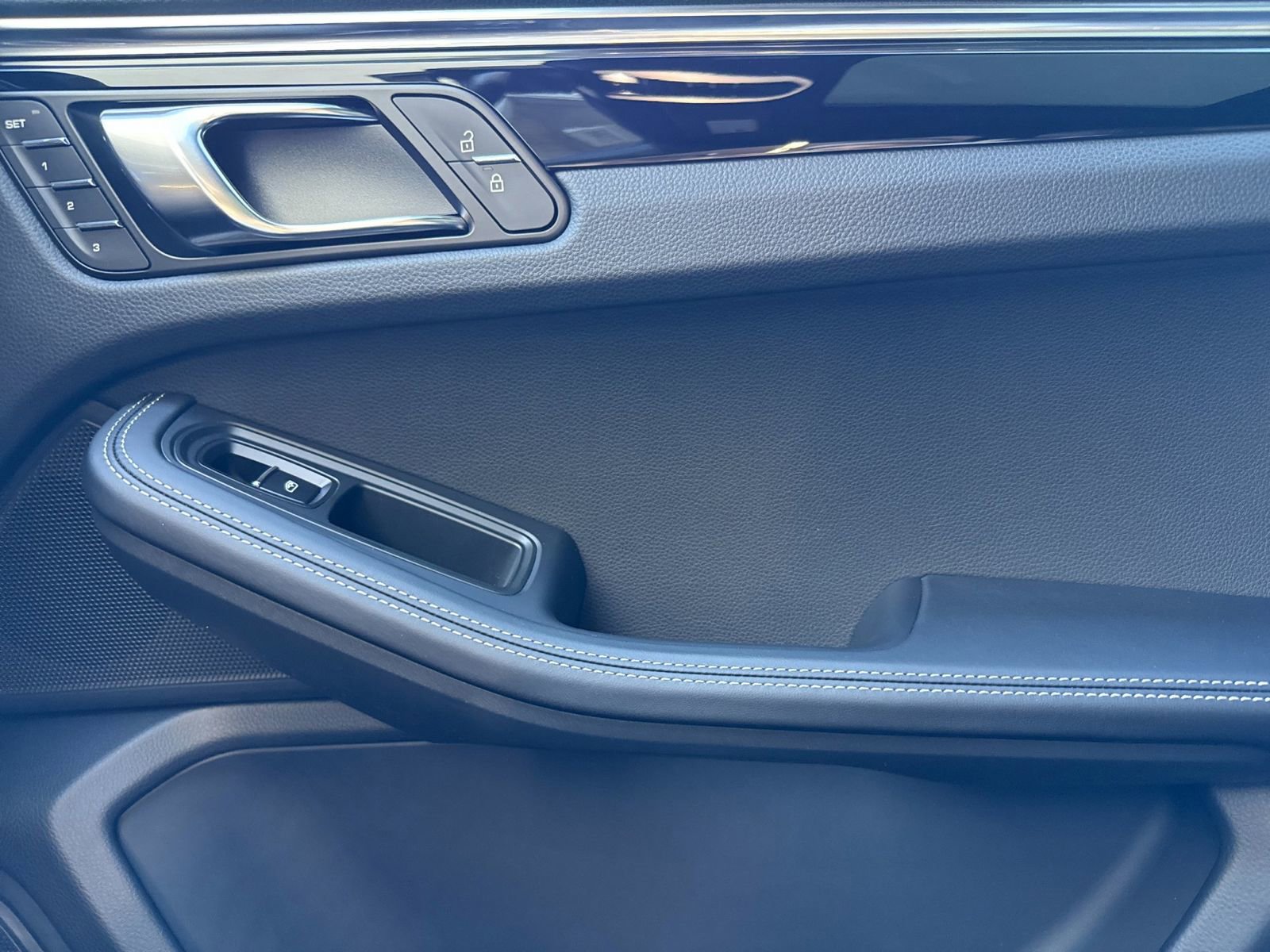 New 2026 Porsche Macan S image 20