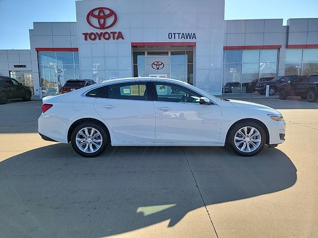 Used 2023 Chevrolet Malibu LT FWD image 4