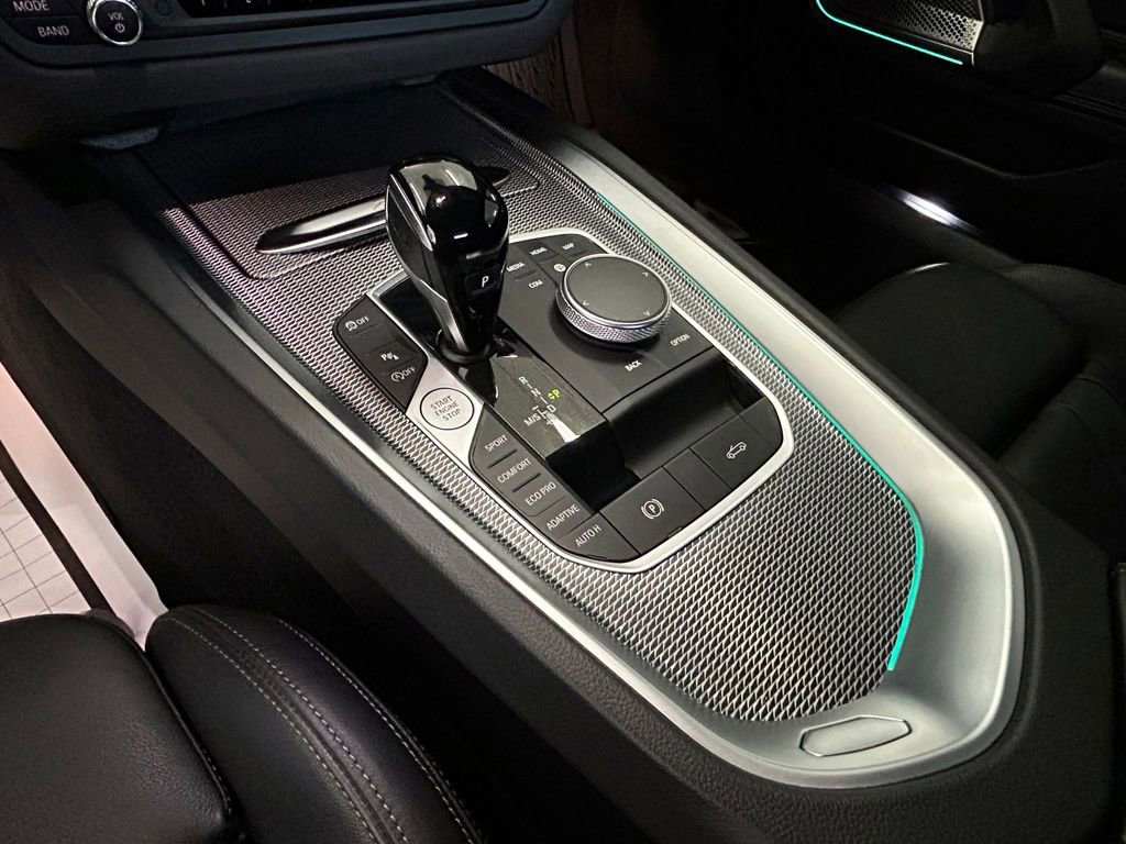 Used 2022 BMW Z4 M40i w/ Premium Package image 22