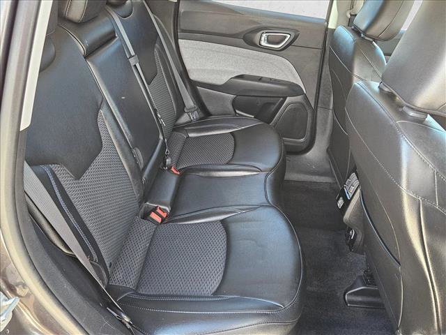 Used 2022 Jeep Compass Latitude FWD image 19
