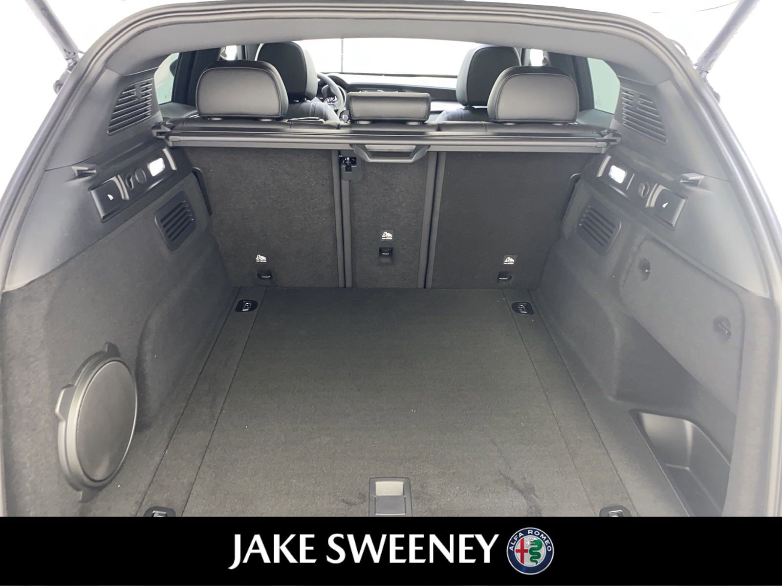 New 2023 Alfa Romeo Stelvio Veloce image 29