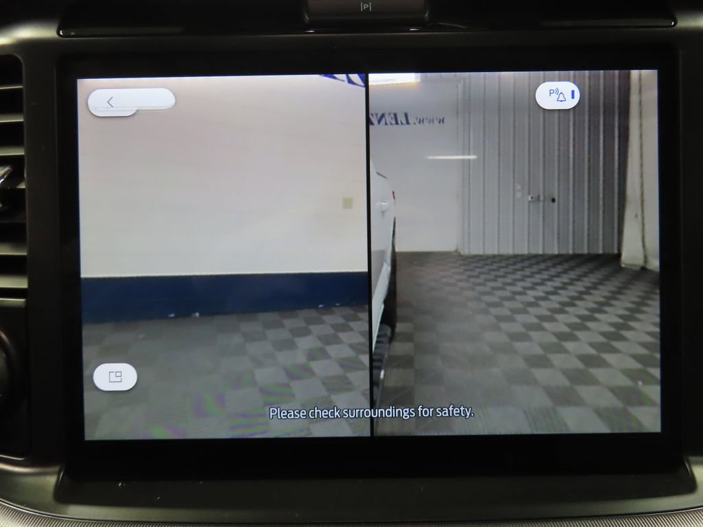 Used 2025 Ford F150 Lariat AWD/4WD image 20