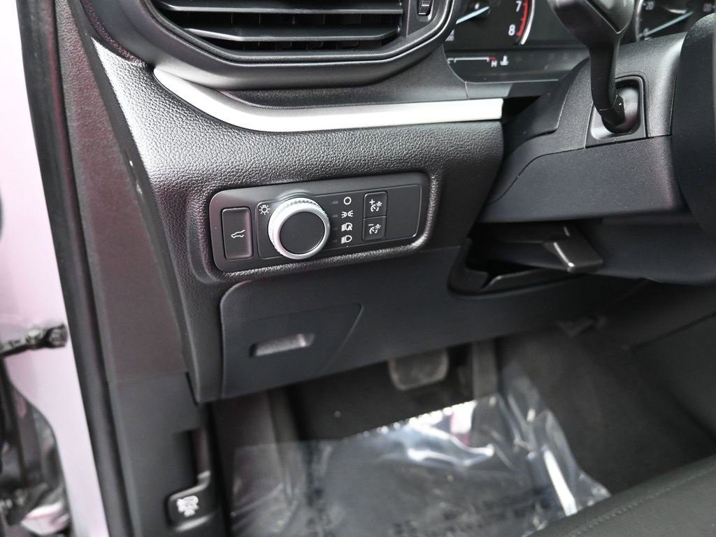 Certified 2022 Ford Explorer XLT image 12